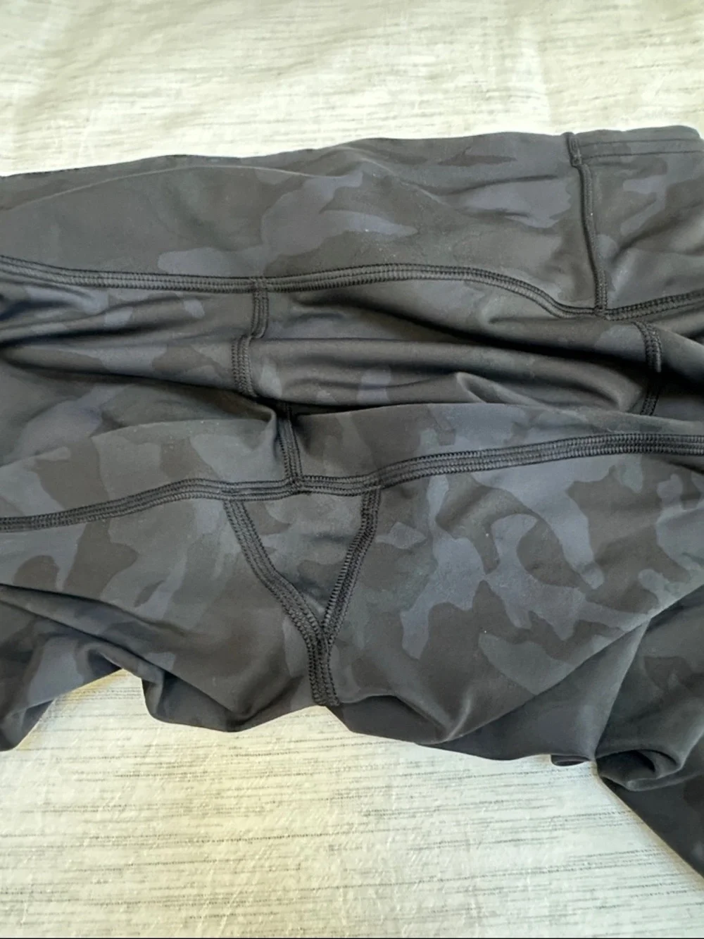 Lululemon Fast and Free High Rise Crop - Picture 9 of 10